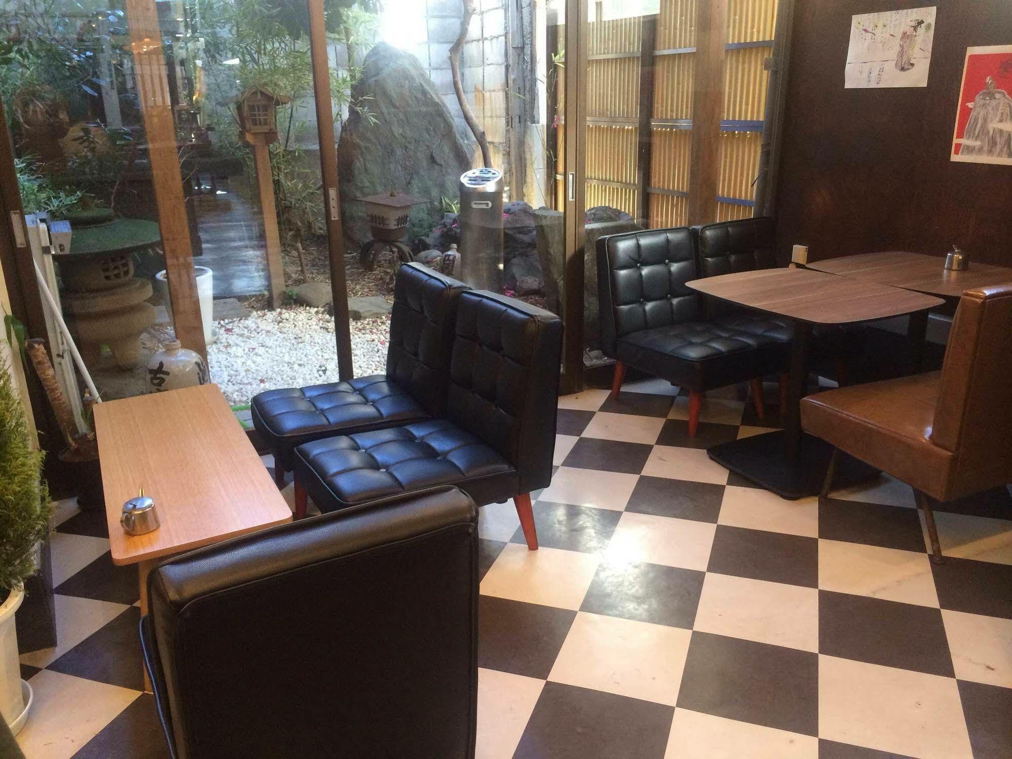 Cafe & Guest House Nagonoya Nagoya Exterior foto